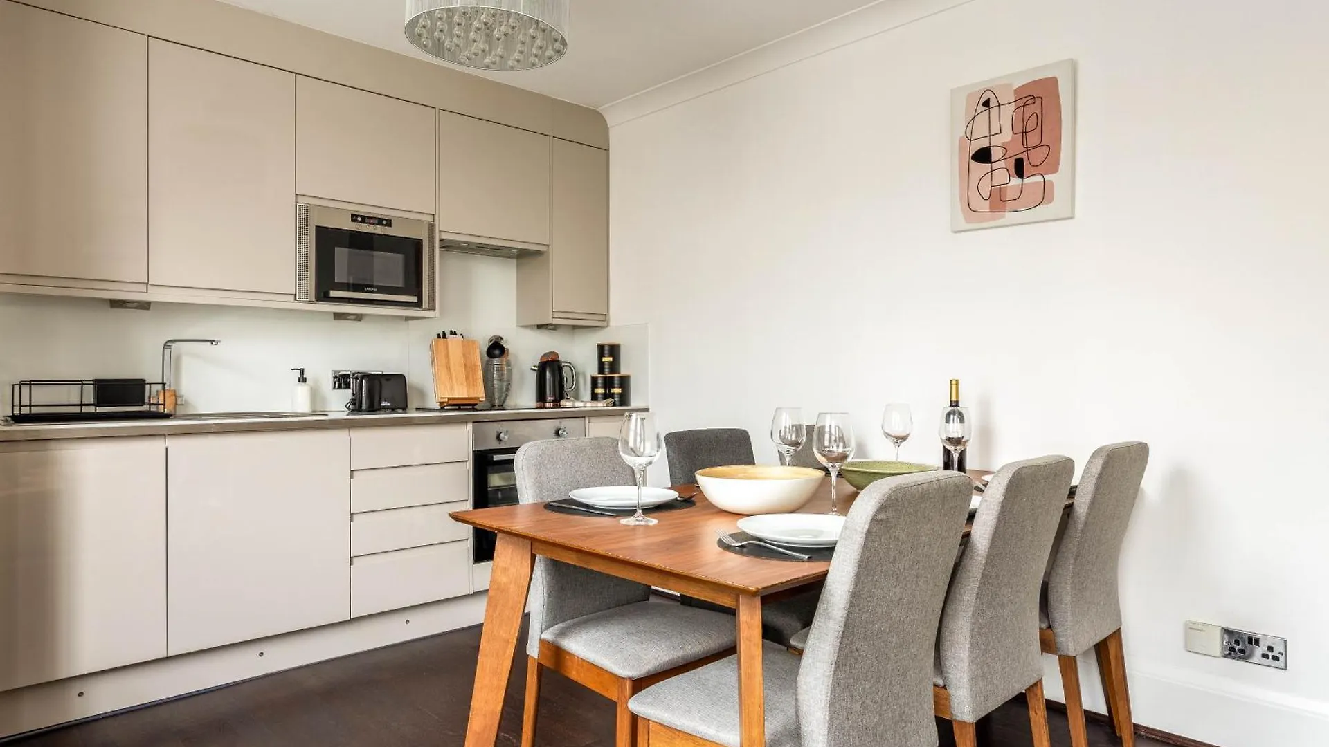 Super Central Brighton Apt - 3 Large Bedrooms - Hosted By Agf Property Apartment