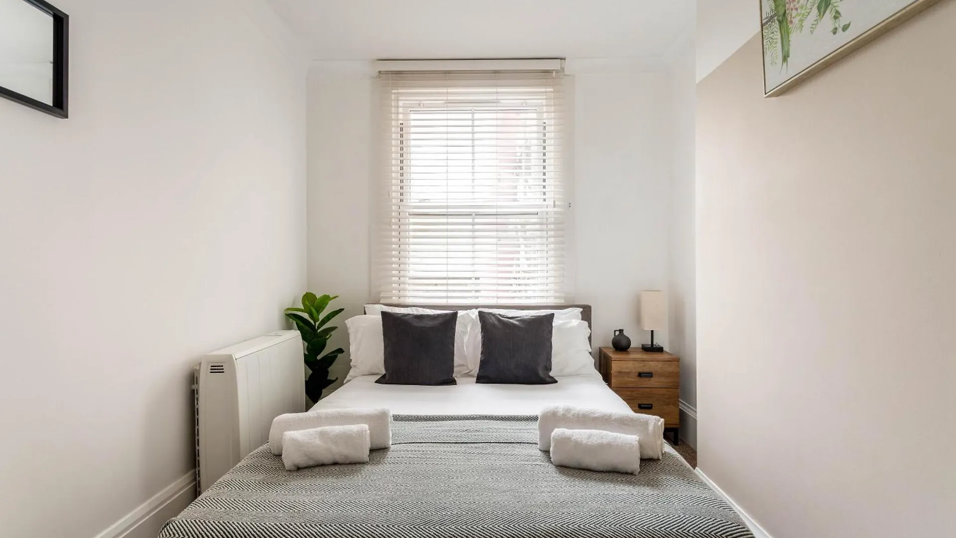 Apartment Super Central Brighton Apt - 3 Large Bedrooms - Hosted By Agf Property